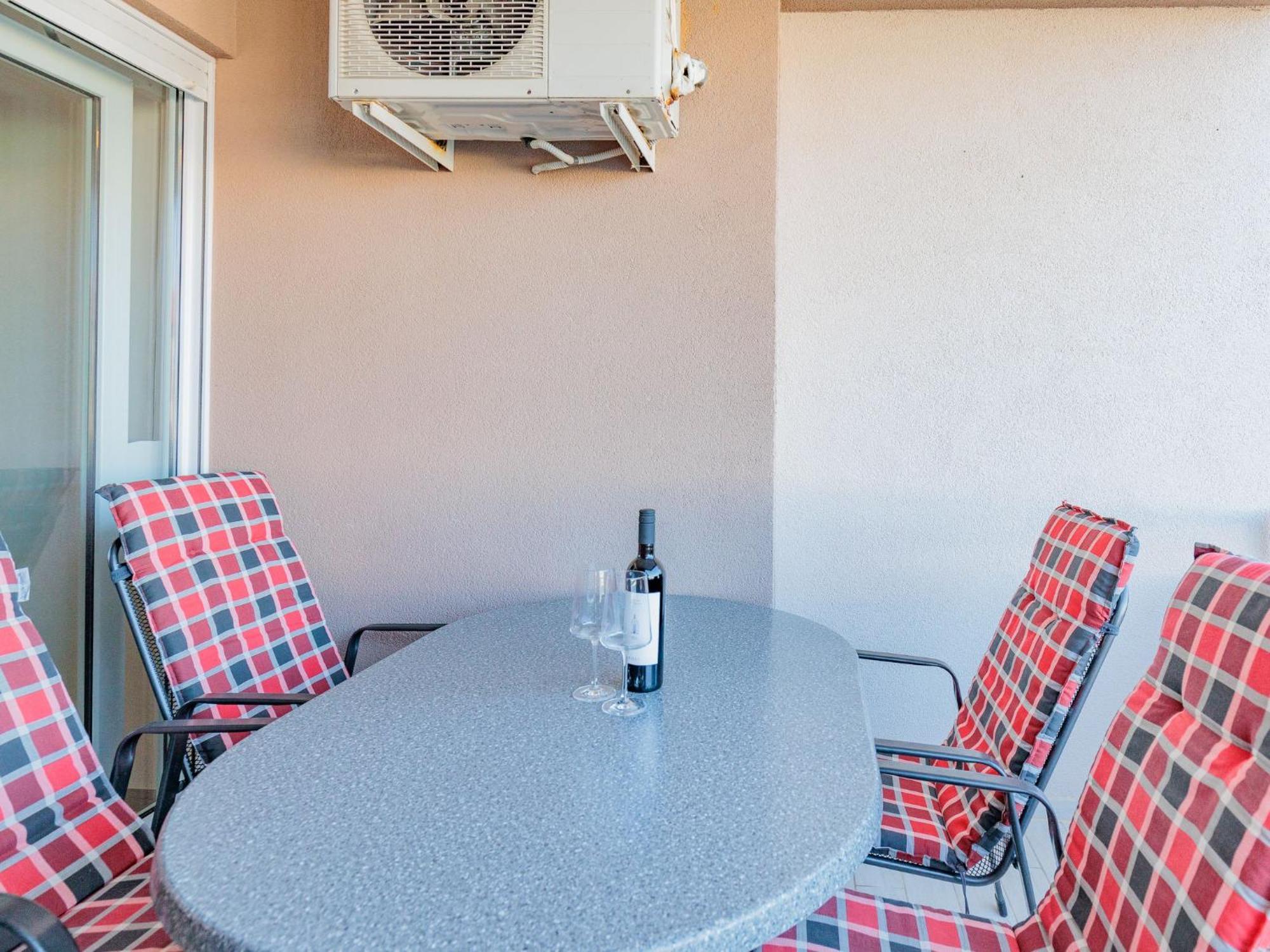 Apartment Mlasina-2 By Interhome Nin Exterior foto